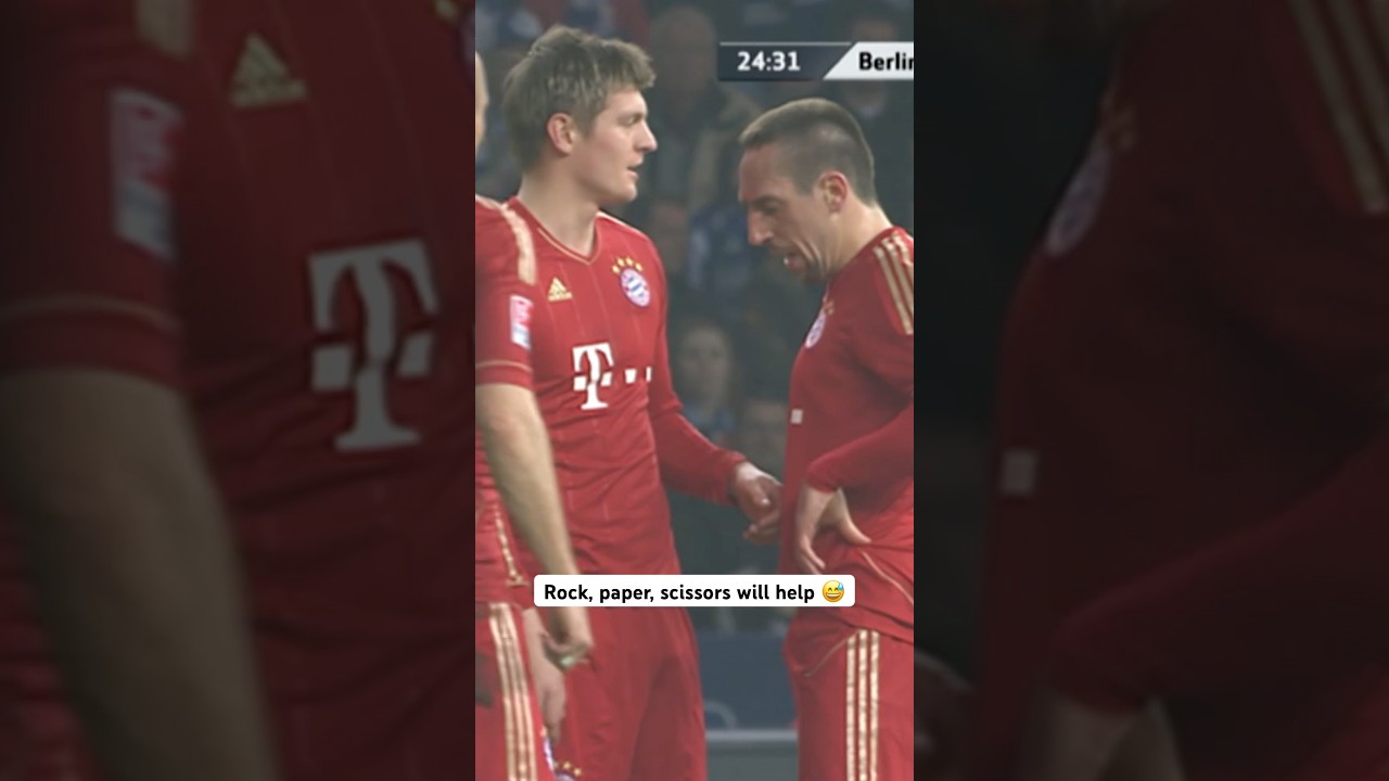 Epic battle between Rib&eacute;ry & Kroos for the freekick 😂