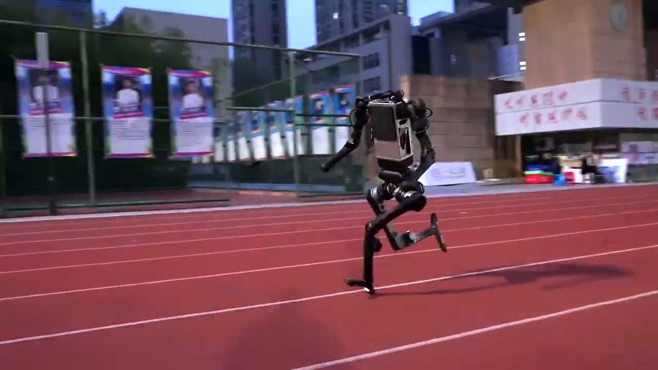 Robot Usain bolt Robot d&uuml;nyasında bir devrim.