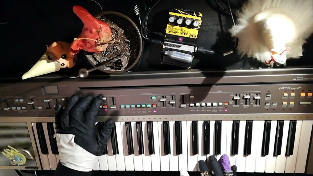 Yamaha PC-1000 + DOD Buzz Box FX33 noises