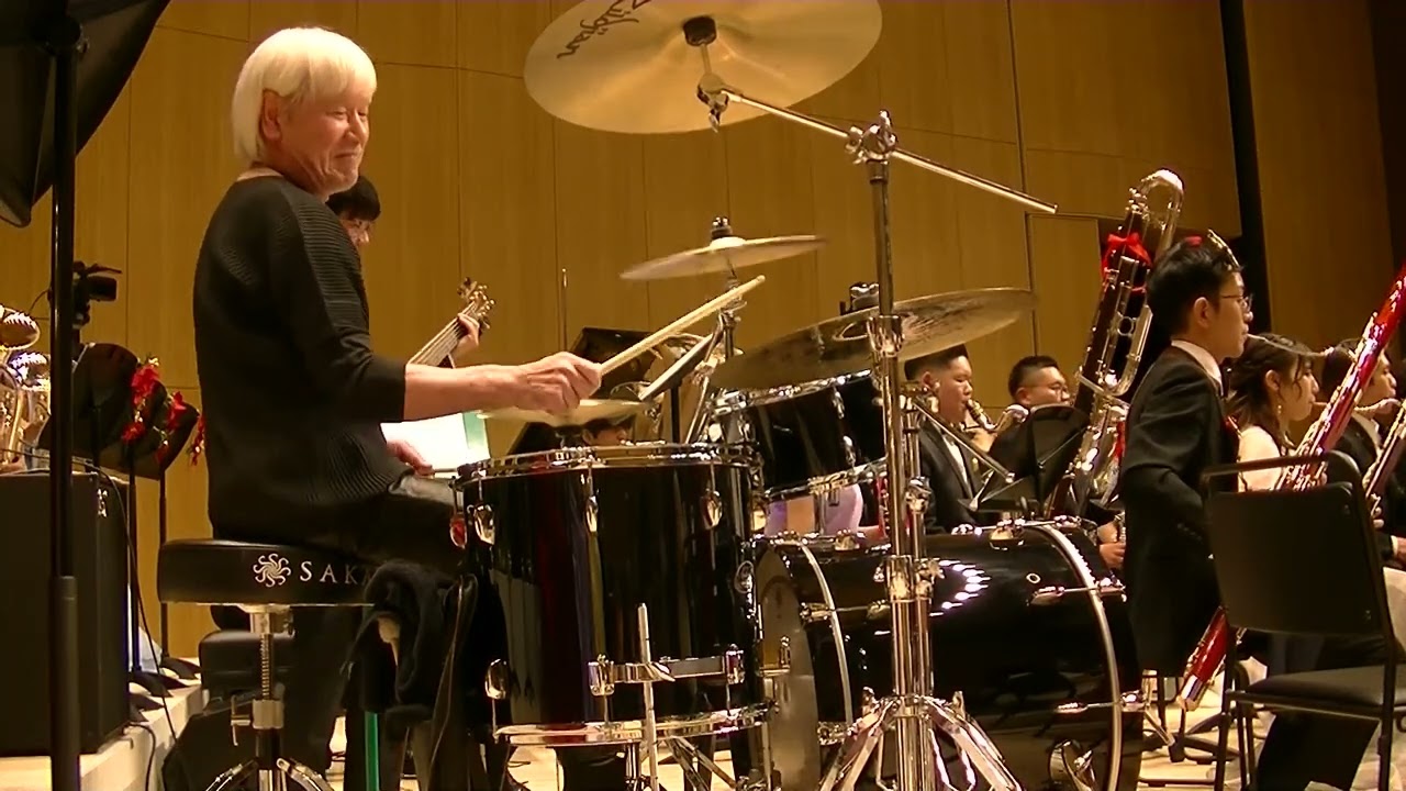 2022年12月25日アンコール「セプテンバー」阿野次男（Drums）