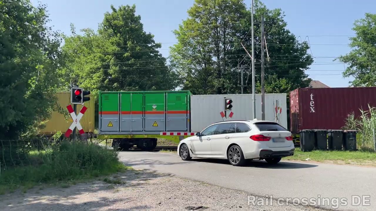 [4K] Rail crossing Darmstadt [DE] ⨉ Bahnübergang ⨉ Spoorwegovergang | Rail crossings DE