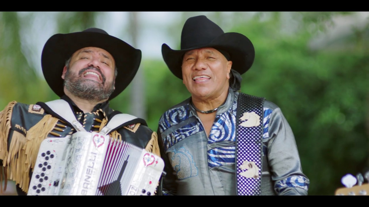 Bronco Ft Ricky Muñoz - Voy a tumbar la casita (Por Más) (Video Oficial)