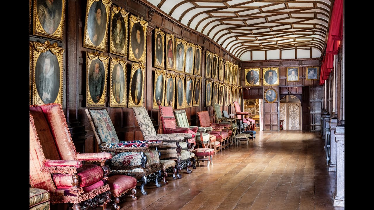 Explore the showrooms at Knole