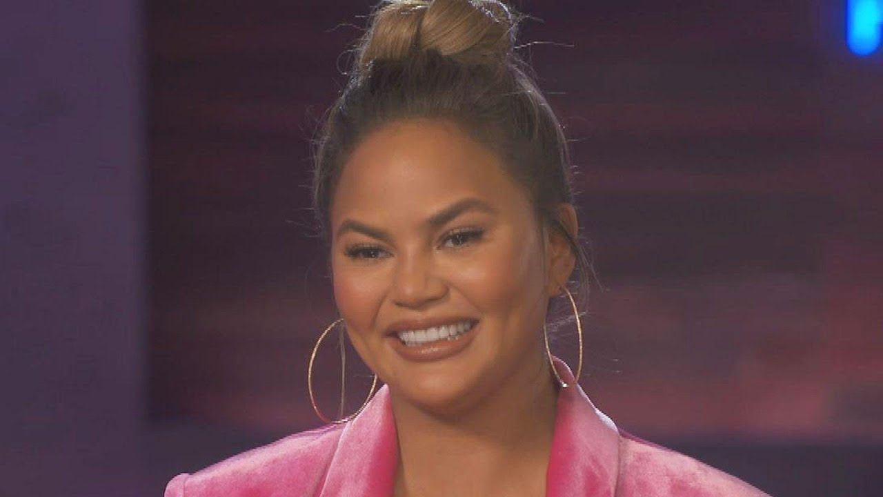 How Chrissy Teigen Makes Her Children Laugh (Exclusive)