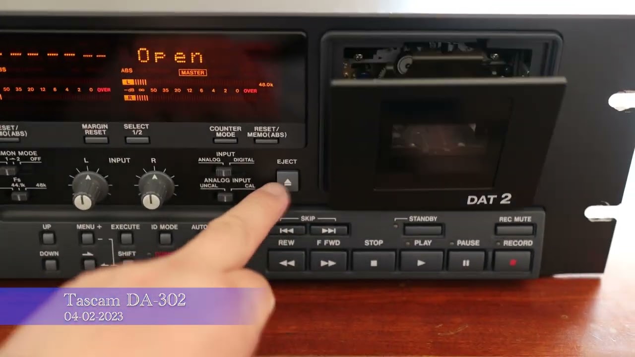 Tascam DA-302 DAT Recorder/Player