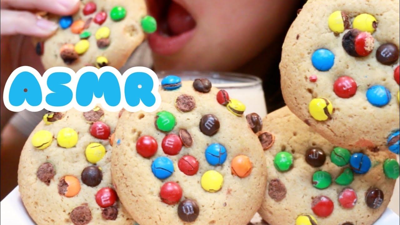 ASMR MILK and M&M CHOCOLATE COOKIES ( EATING SOUNDS ) MUKBANG 먹는 먹방 리얼사운 |  TWILIGHT