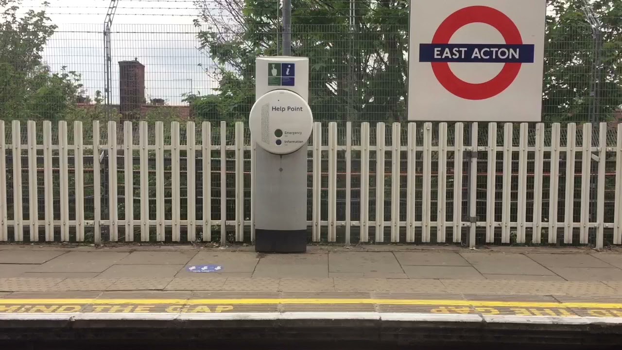 London Underground Central Line Ealing Broadway to bond street Jubilee Line Bond street to North G