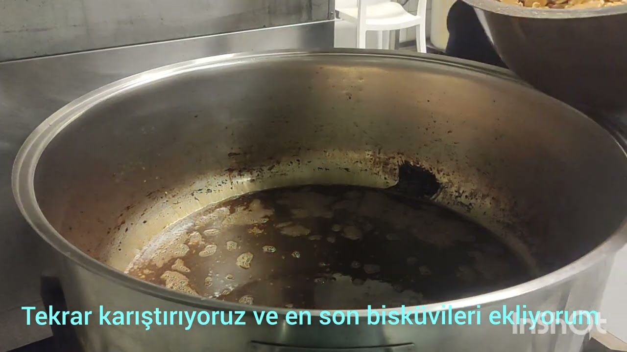 Bisküvi severlerin en sevdiği tatlılardan olan Bisküvi pastası☺️tarifi açıklama kismina bırakıyorum👇