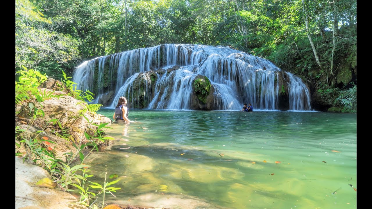 Entre trilhas e cachoeiras: a beleza da Estância Mimosa (BONITO/MS) ✨