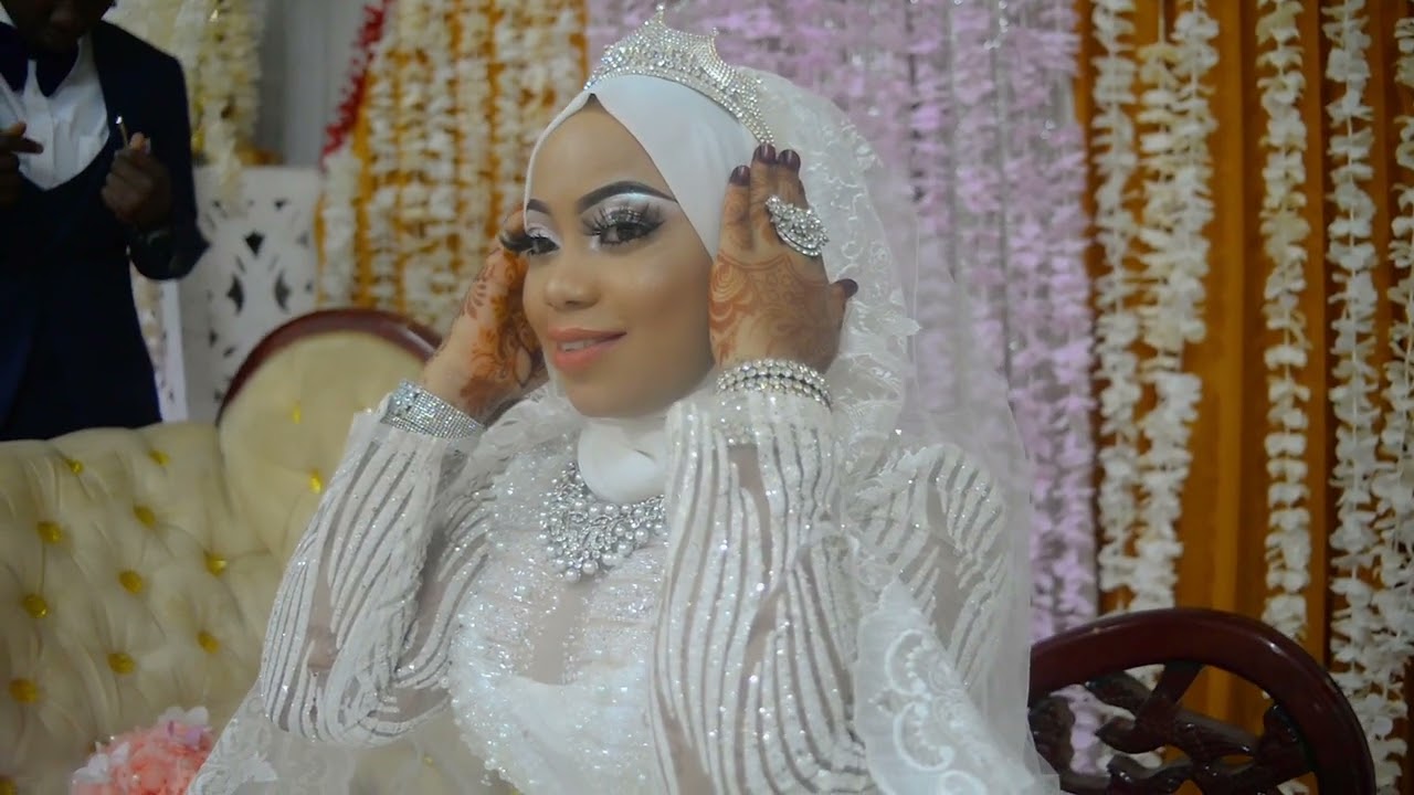 ally ismail kaswida yake yamwisho yakuacha kusoma ona balaa lakwaswida hii inoitwa SAFARI.