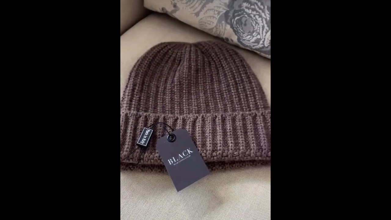 Unbox A Little Luxury This Autumn #accessories #styleafter50 #silkaccessories #cashmere #style