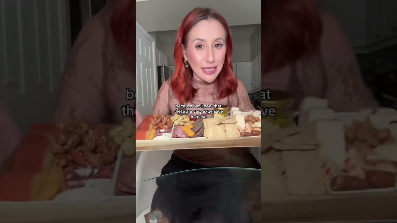 I ordered a medium charcuterie board from Boarderie and here is my honest review #charcuterie
