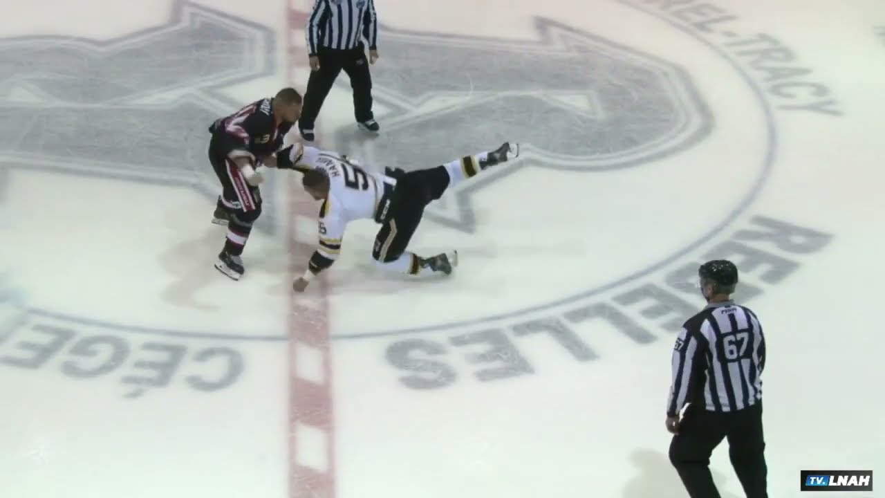 David Lacroix vs Dave Hamel + Hamel assault on referee (doesn't stop punching) - 01-04-22