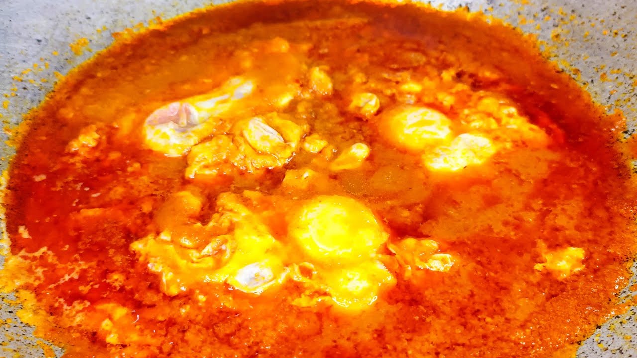 Sambal Telur Pecah Yang Simple Tapi Sedap Terangkat!