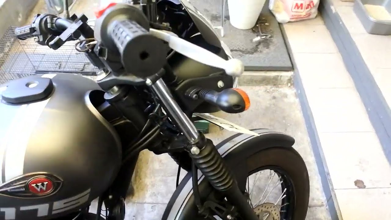 Modifikasi Touring Kawasaki W175 Simpel dan Elegan - Setelah 6 Tahun Pemakaian