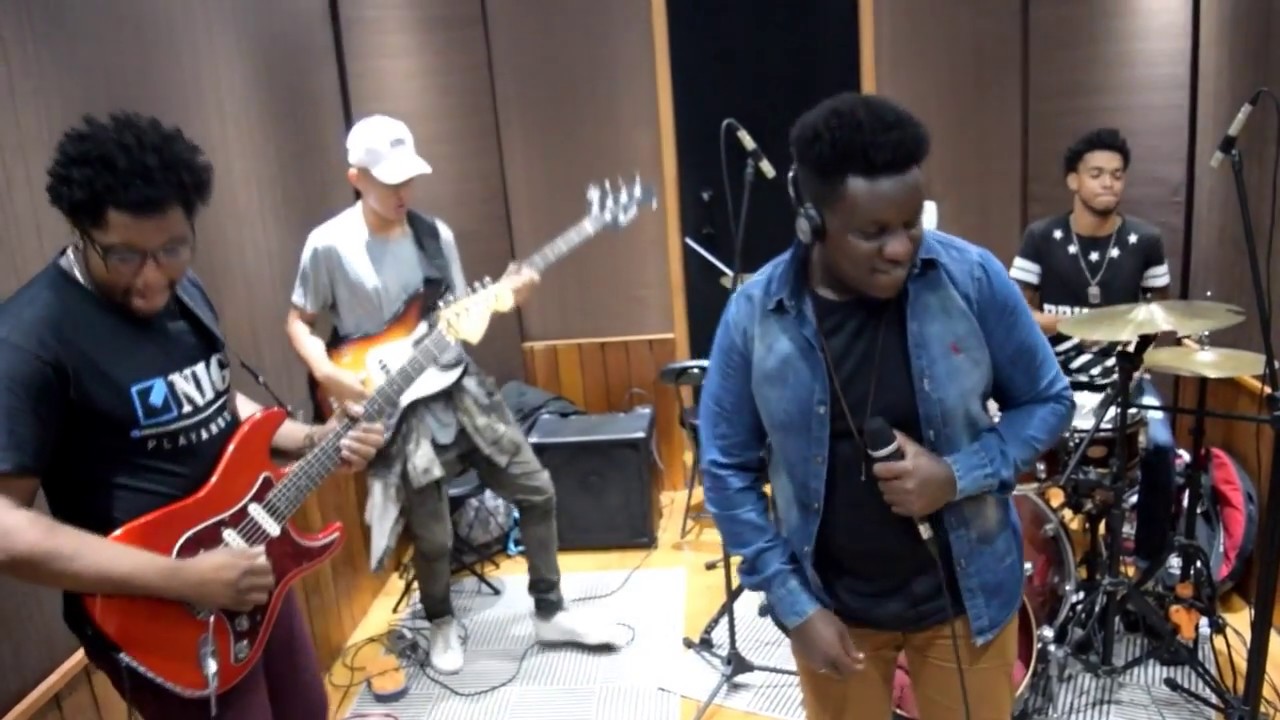 Ensaio Cover Daniel Miranda -  Música : Os Anjos Te Louvam - Eli Soares