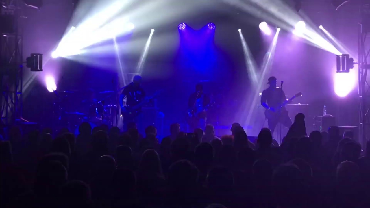 HOLYGUNS - WOLNOŚĆ ( live ck wiatrak 2020 )
