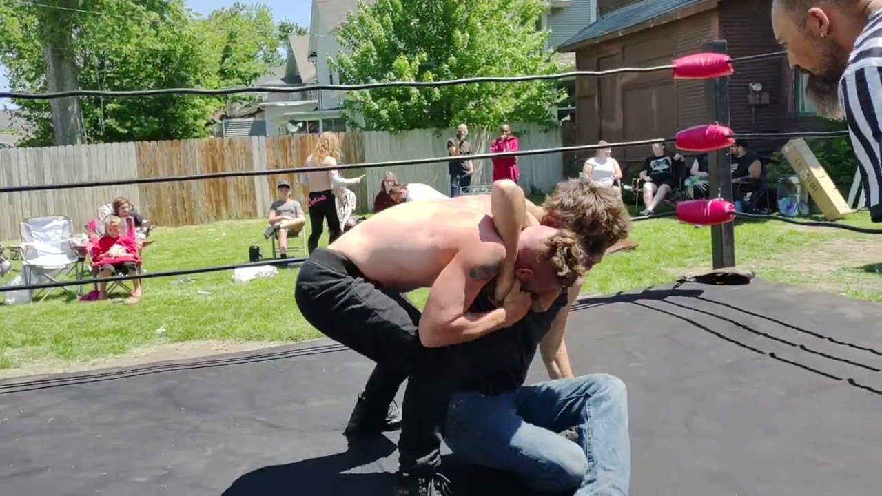 (LMFP) Freddy Daniels vs Eirik the Viking (round 1 Jr heavyweight tournament)