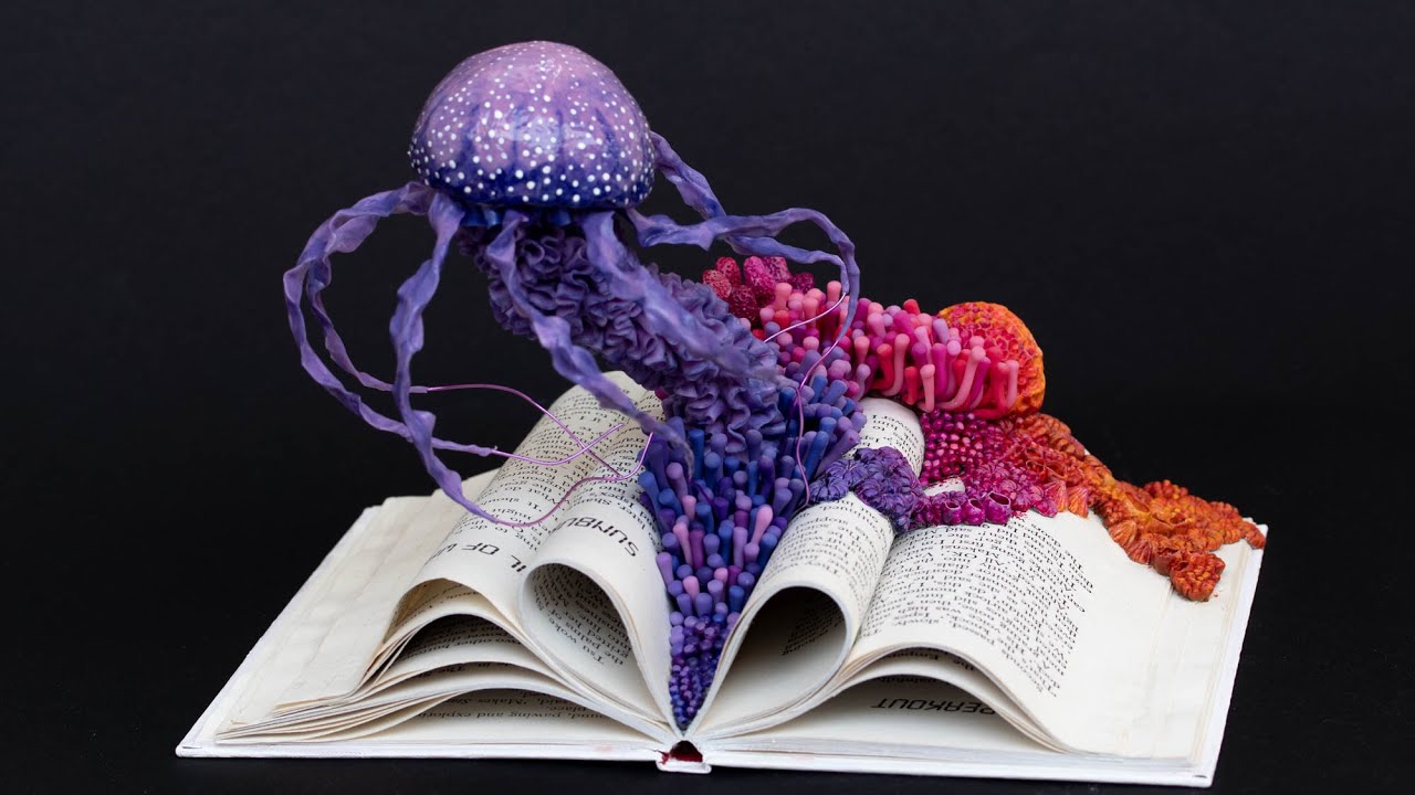 SCULPTING A JELLYFISH ON A BOOK  🌊 Talking about Pushing your Art Further