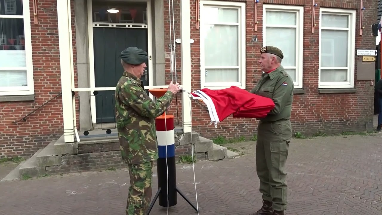 Vlaghijsen op Marken, dinsdag 27 april 2021