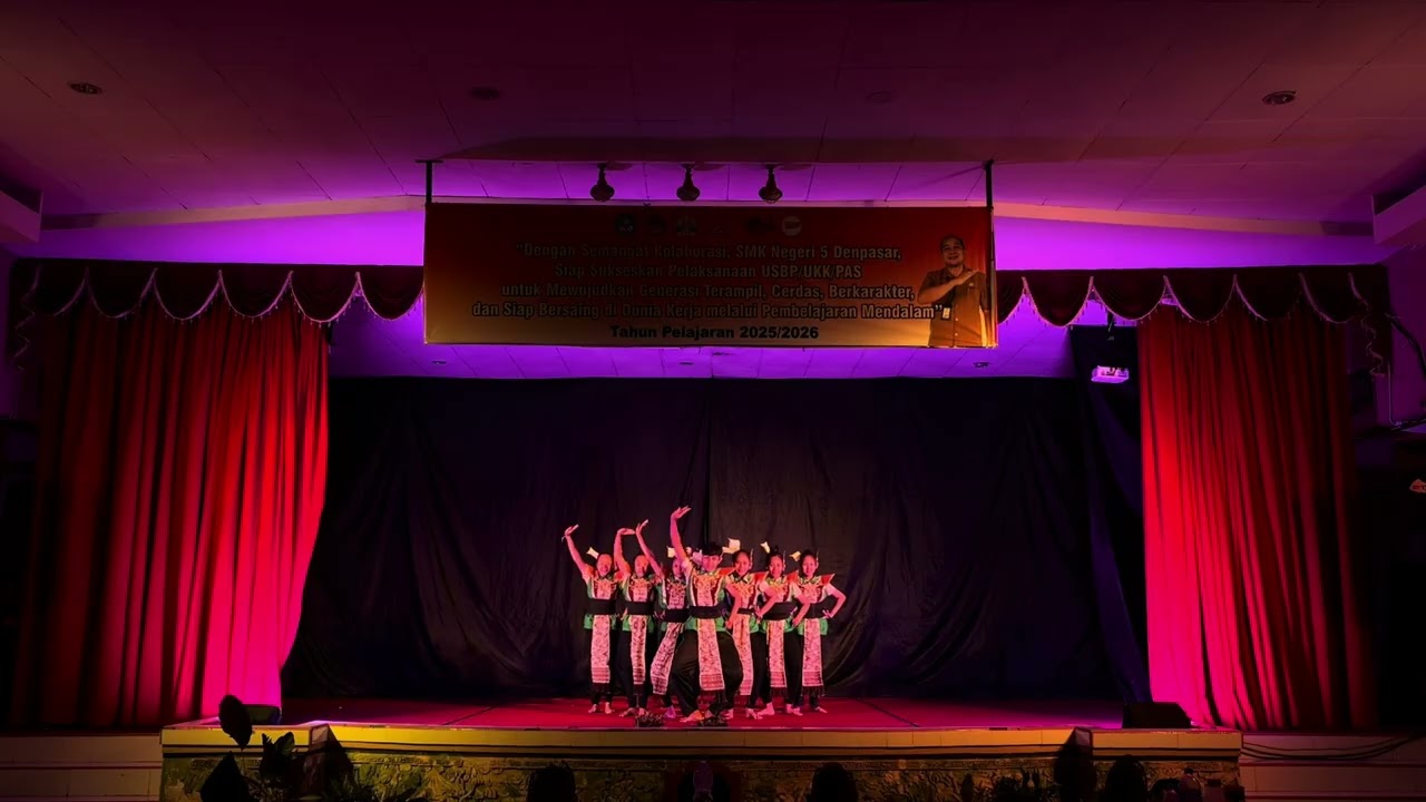 Gladi bersih menjelang Ujian Kompetensi Keahlian (UKK) dengan Judul Karya 