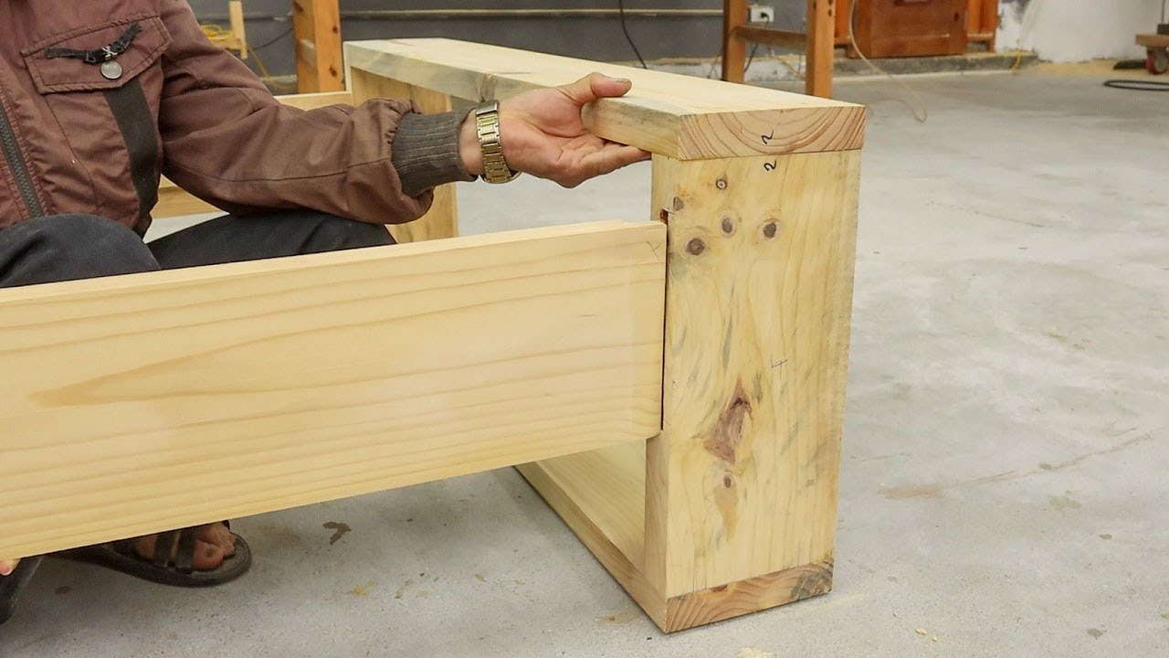 Amazing Woodworking Design Ideas // Build A Bed With A Modern And Strong Design