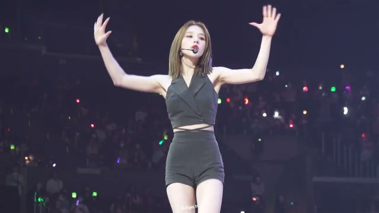 220821 이달의 소녀 희진 데칼코마니 직캠 Heejin Décalcomanie Fancam