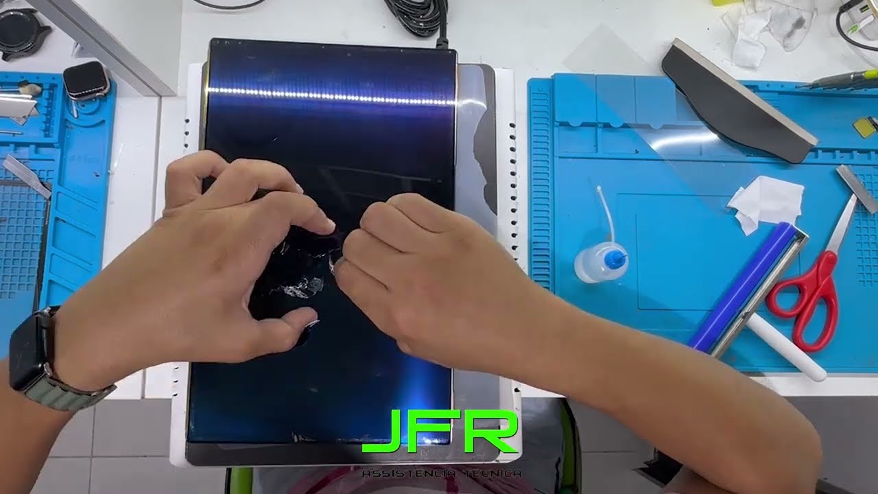Trocando o vidro trincado do Samsung Galaxy Tab S8 Ultra Mantendo o display original X900 e X906