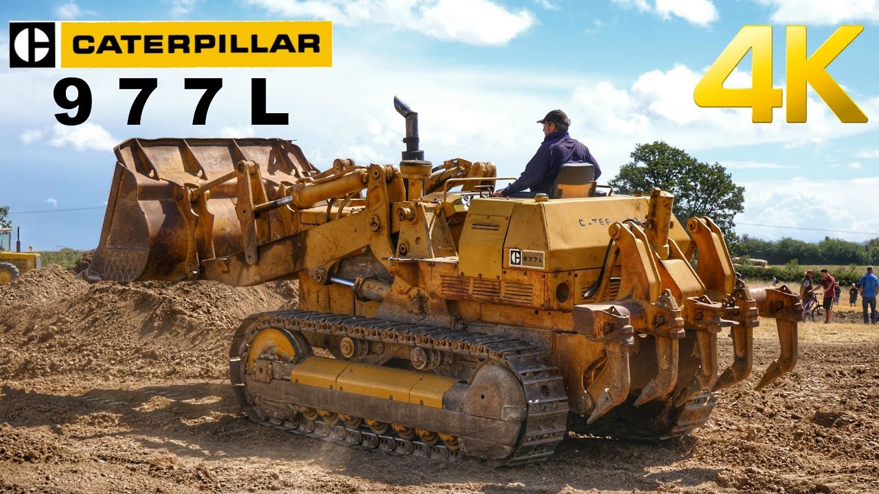 Caterpillar 977L Working