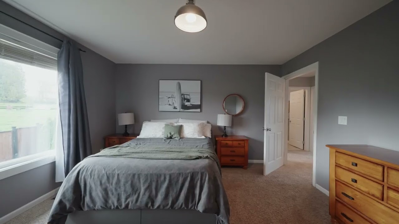 Property Tour: 16622 59A Avenue, Surrey