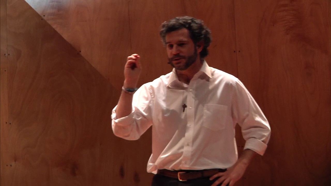 Ser universitario: el desafío del contacto con la realidad | Nemo Castelli | TEDxPUCdeChile