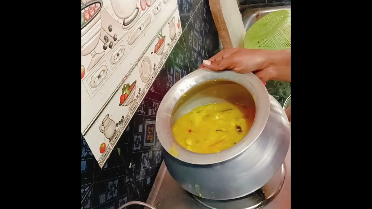 সরস্বতী পূজা স্পেশাল মেনু খিচুড়ি,বেগুনবাজা, বাঁধাকপির তরকারি,চাটনী #mycooking #food #viralpost #