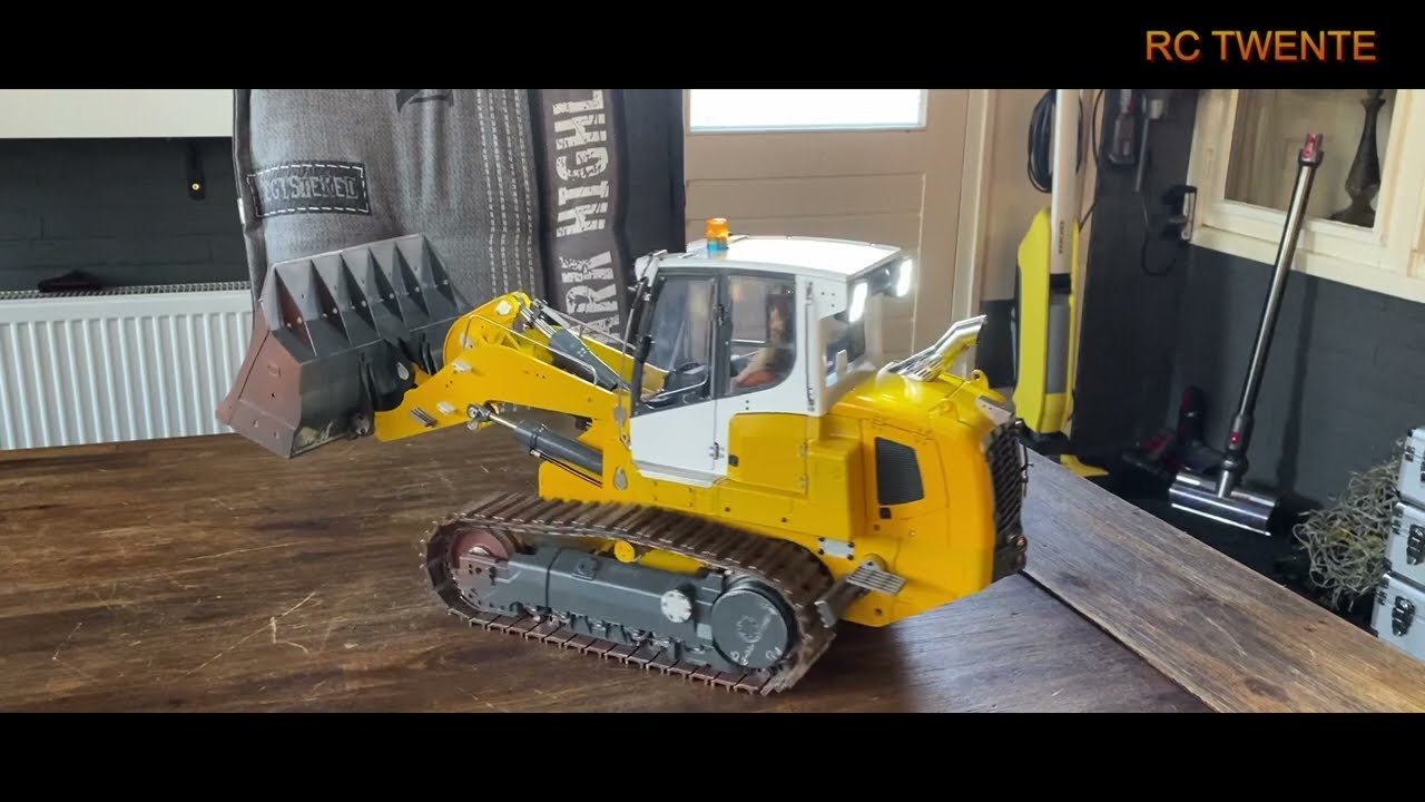 Liebherr 636 Loader 1/14 Lesu