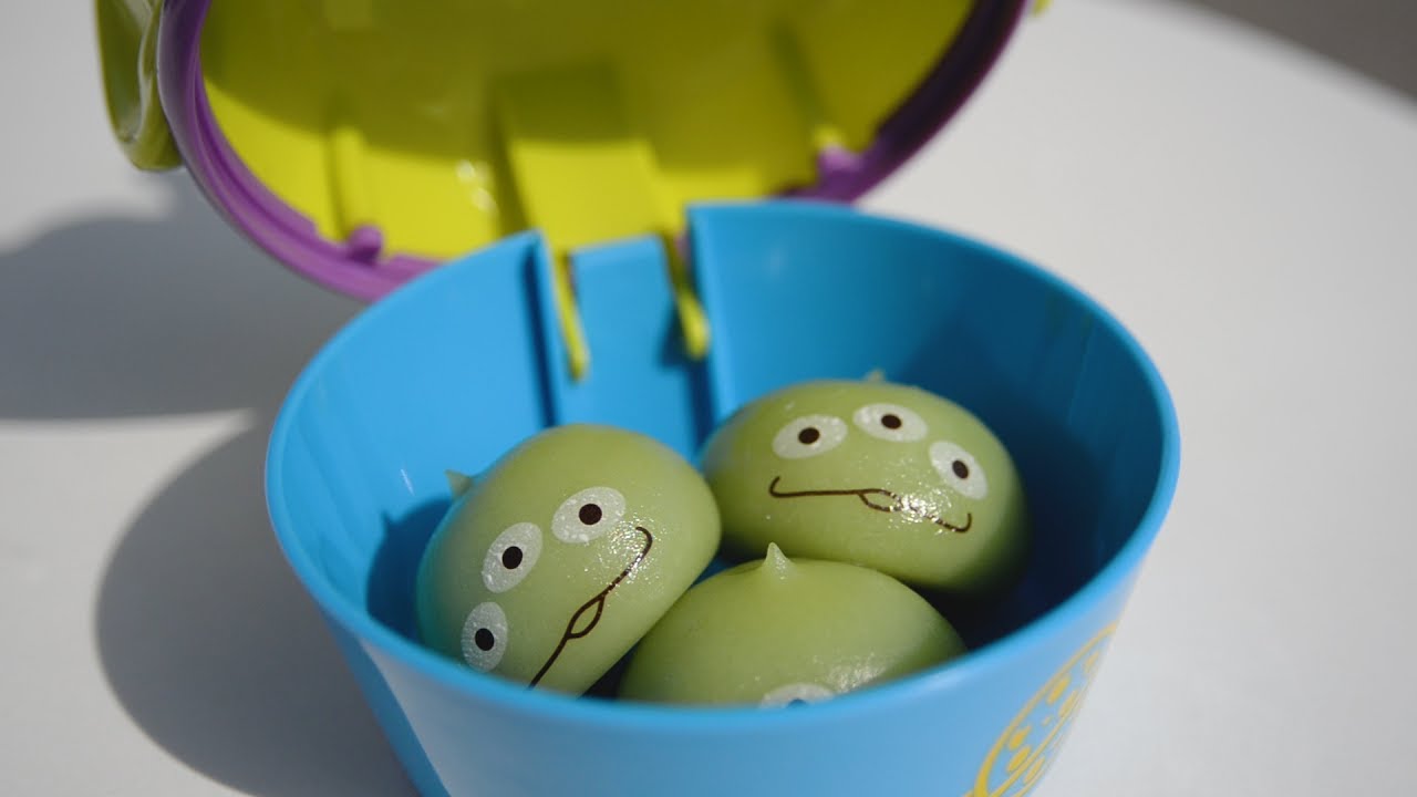 Top 10 Foods at Disney Tokyo | Delish