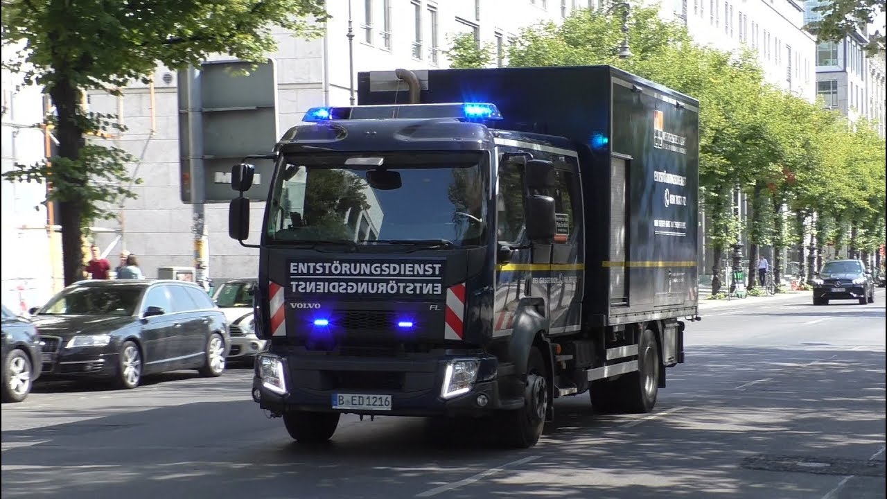 [Großeinsatz | Gasaustritt an Bushaltestelle] Einsatzfahrten der Entstörungsdienst NBB in Berlin
