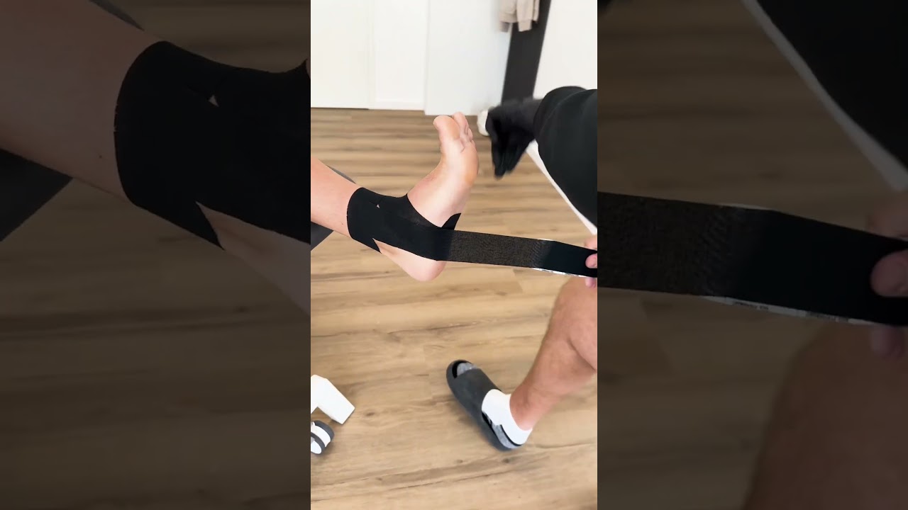 Du bist umgeknickt ⁉️ Dein Sprunggelenk ist angeschwollen⁉️ #taping #sprunggelenk #aussenband