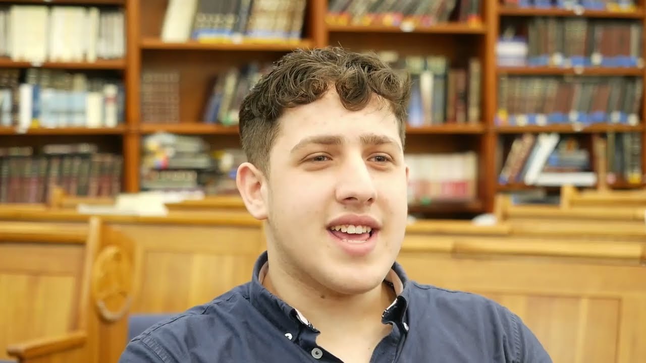 Meet Yonathan Powel who studies in Yeshivat Shaalvim from the UK!