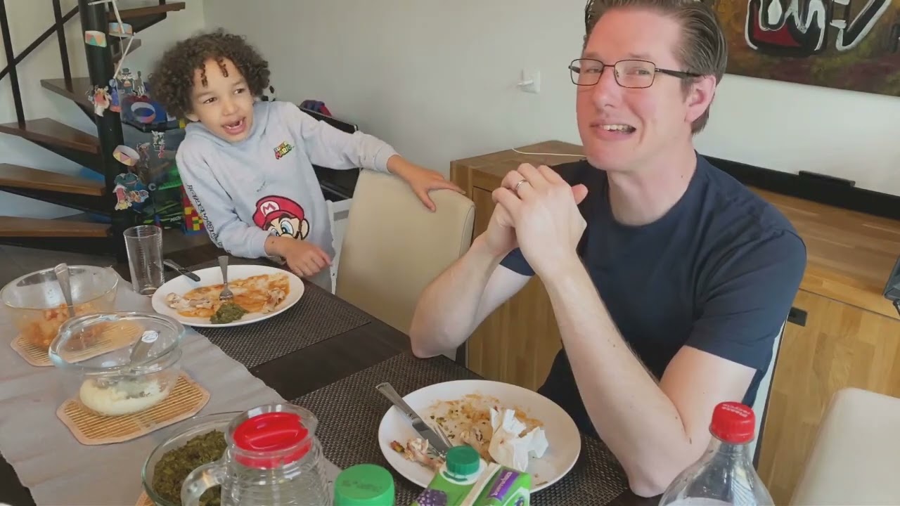MARIDO HOLANDES PROVA COMIDAS ANGOLANAS - VÁRIAS RECEITAS - COMPILATION