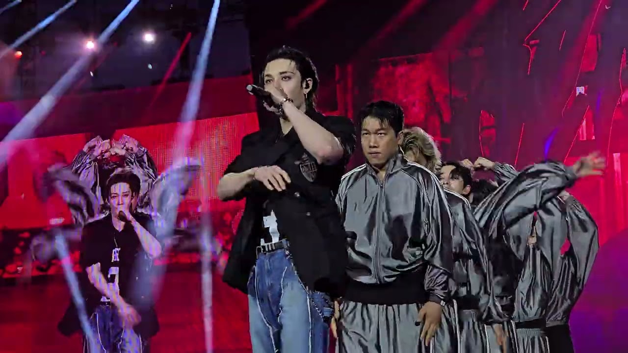 6/10/25 Stray Kids  - Giant - Walkin on Water dominATE Tour Atlanta #straykids