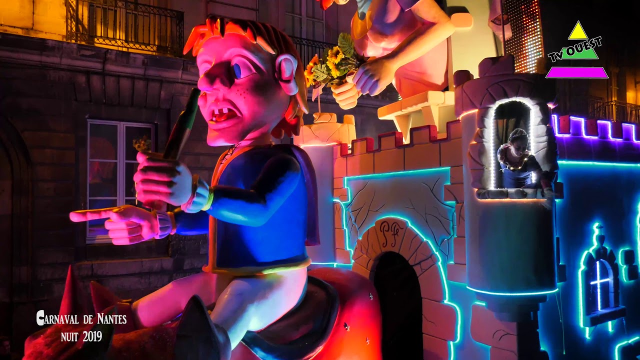 Carnaval de Nantes nuit Fait son show 2019