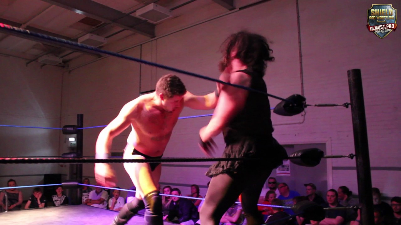 Jam O'Malley vs Michael Chase