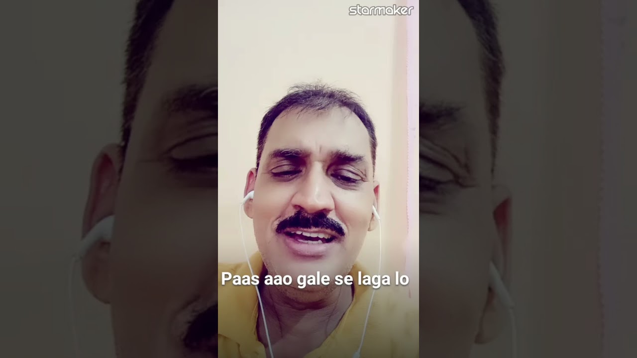 #romanticsong Humko hamin se chura lo👩‍❤️‍💋‍👨👩‍❤️‍💋‍👨👩‍❤️‍💋‍👨💕💕💕🌹🌹🌹