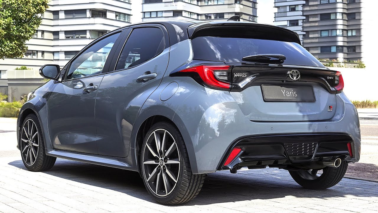 Новый Toyota Yaris GR Sport 2025 года — лучший компактный гибридный городской хэтчбек