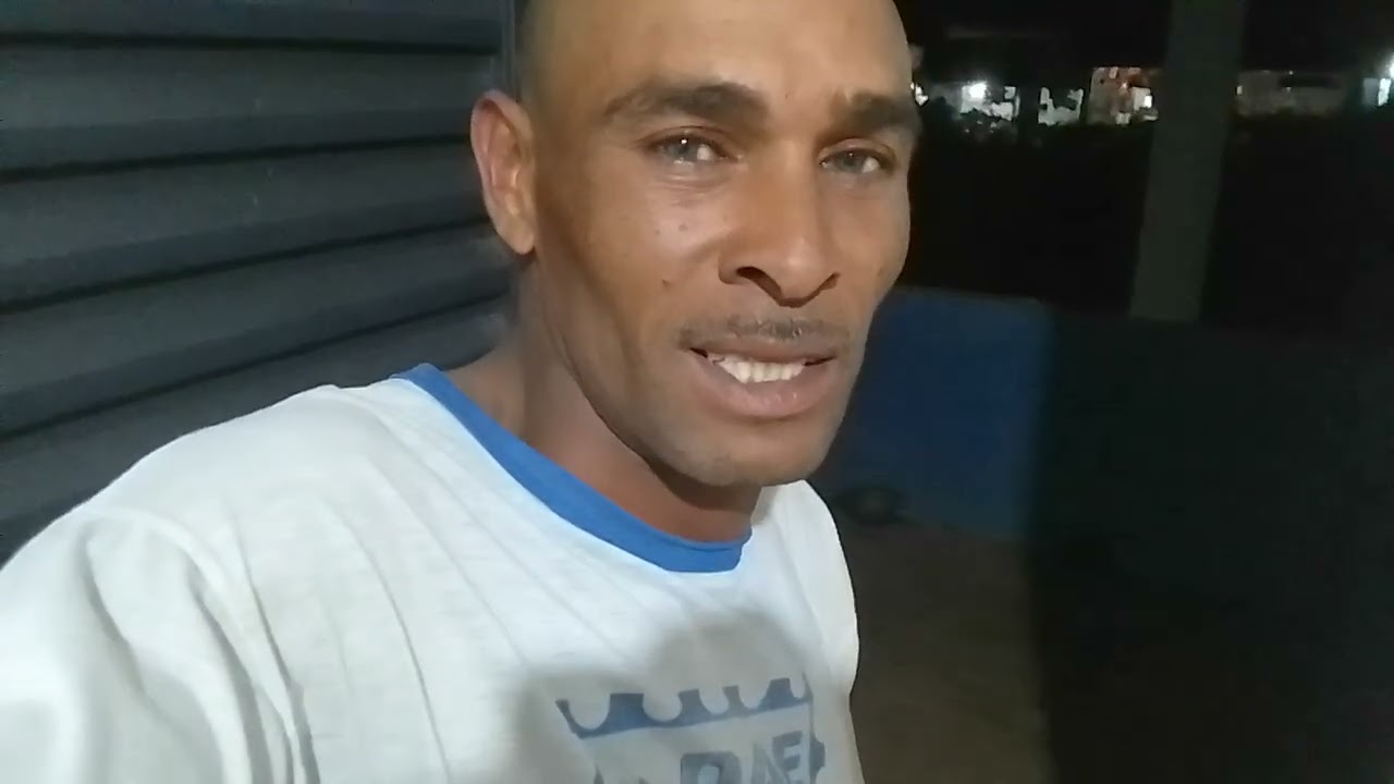 Boa noite todos seguidores família dona cida gratidão seguidores 