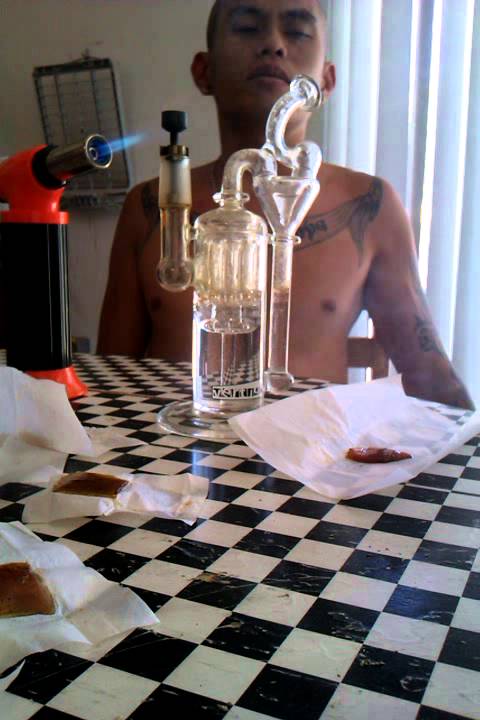 QUICK SESSION OF SHATTER LEMON G13