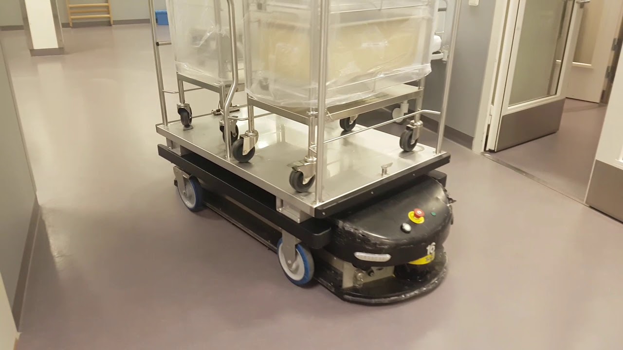 Robot helping in ST OLAV hospital