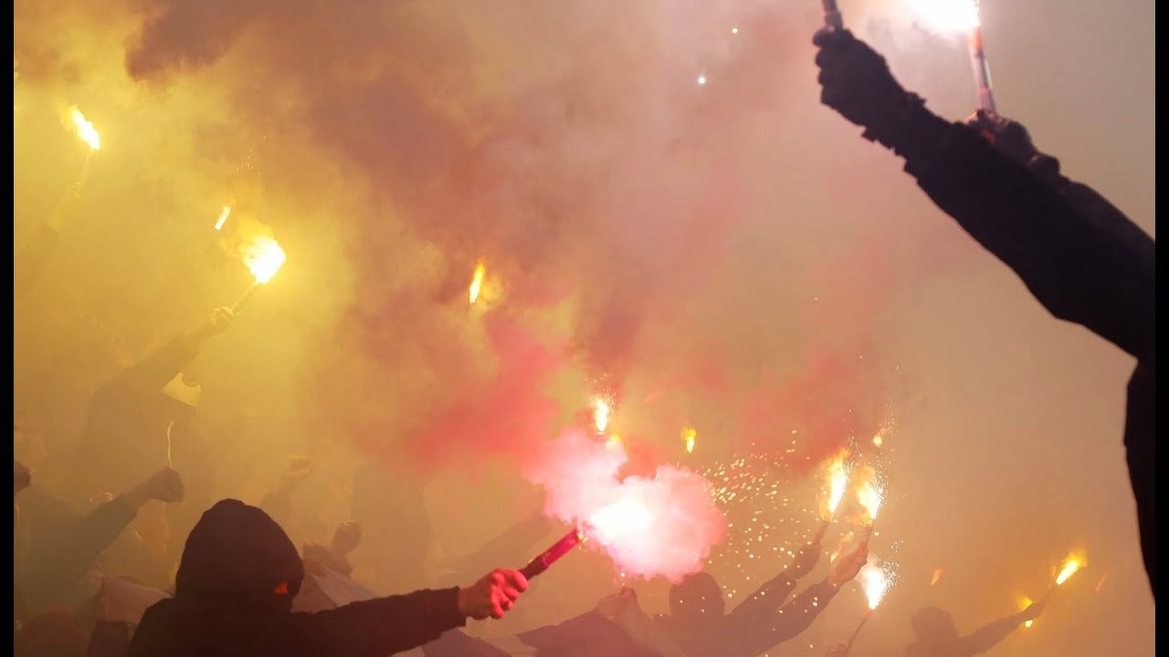 RSC Anderlecht Ultras - Top 10 Pyro Shows