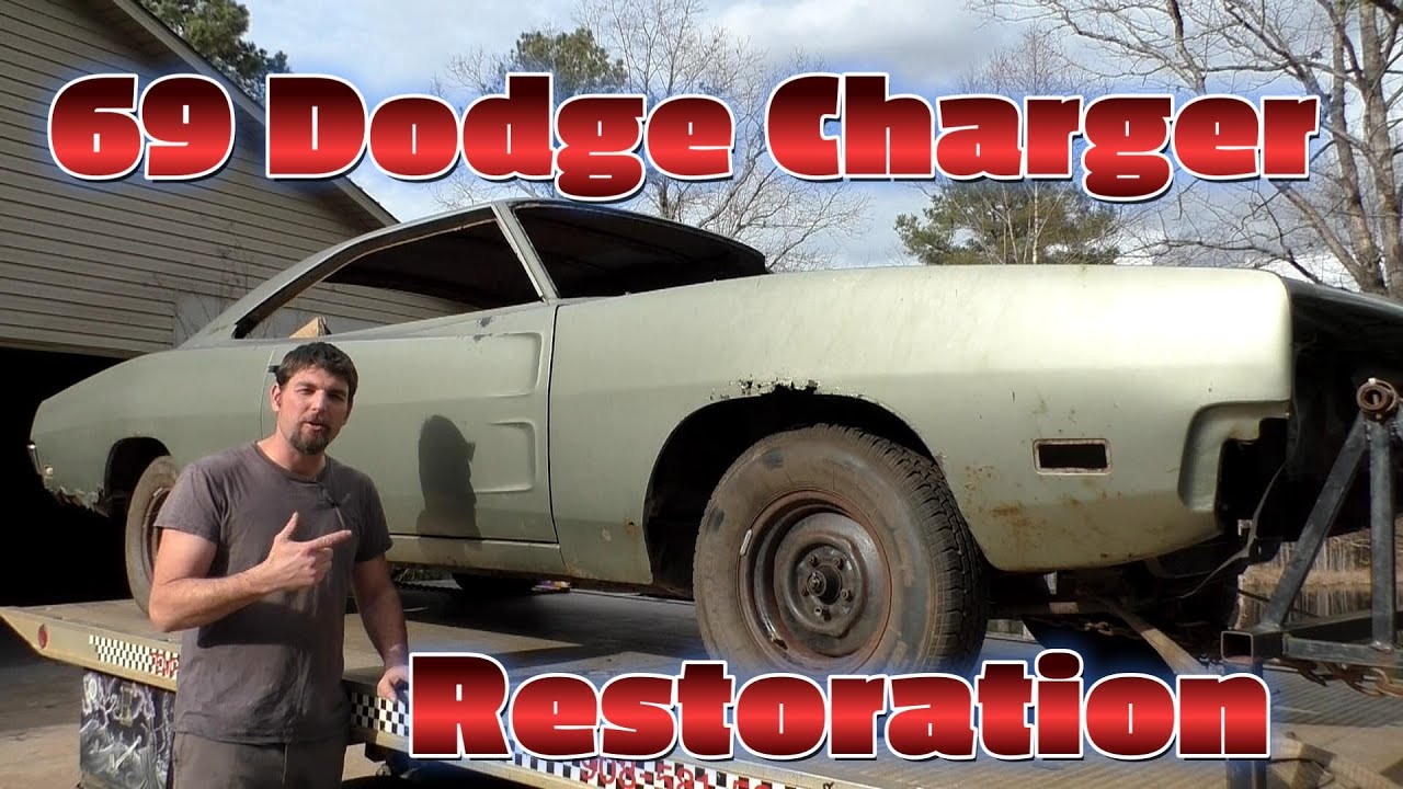 The New project 1969 Dodge Charger Arrives and we mount it to a frame JIG Episode 1
