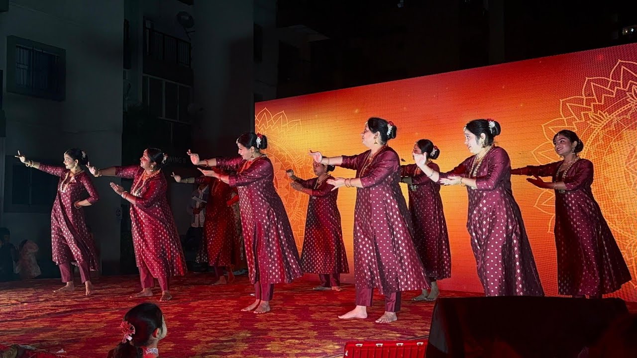 From soft abhinaya to fierce energy — a semi-classical journey