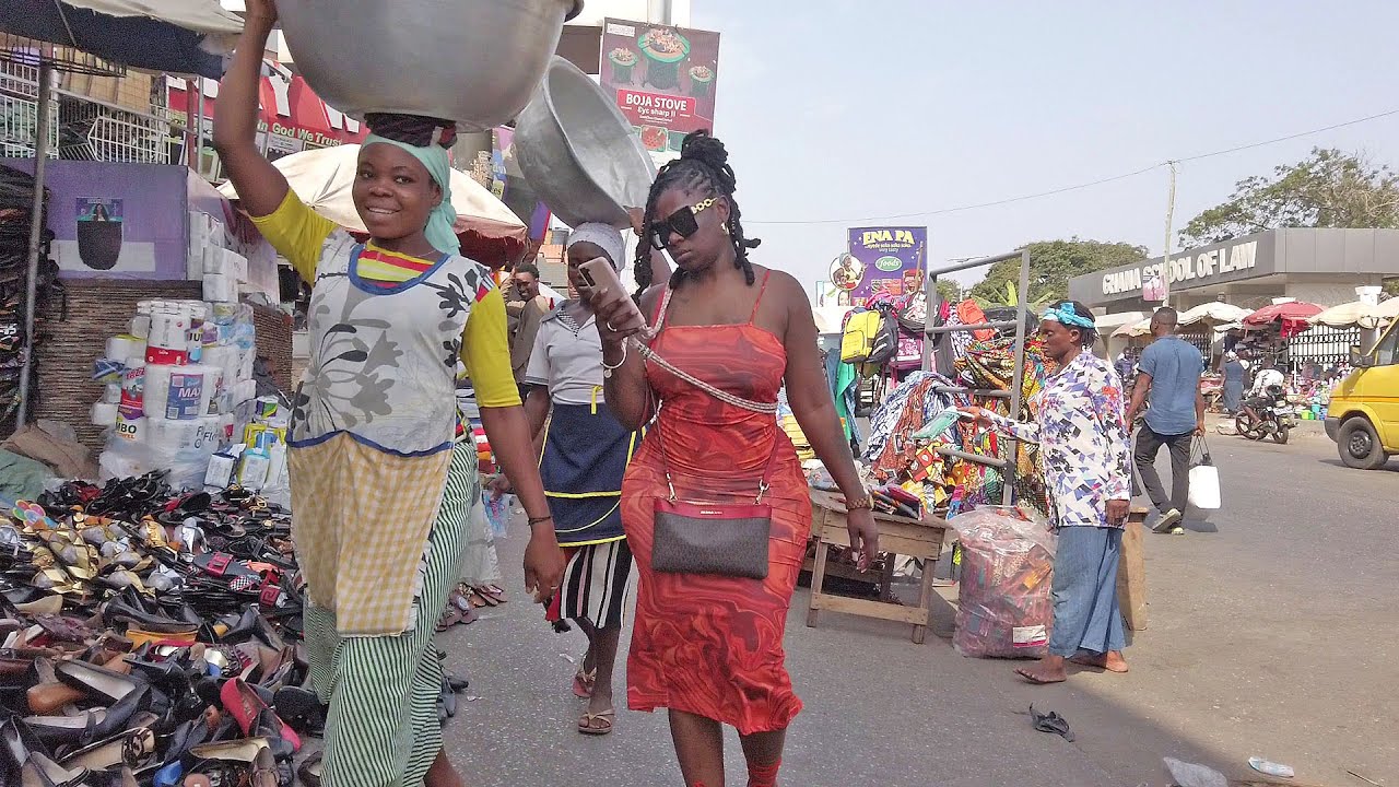 INSIDE GHANA FAMOUS STREET MARKET, ACCRA MAKOLA
